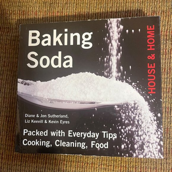 THREE BOOKS BY FLAME TREE PUBLISHING for HOUSE AND HOME - Picture 2 of 7